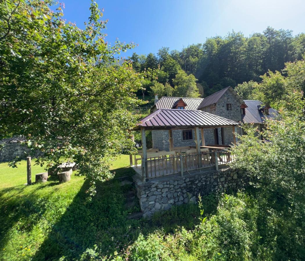 Guest House Gjelaj Theth Exterior photo
